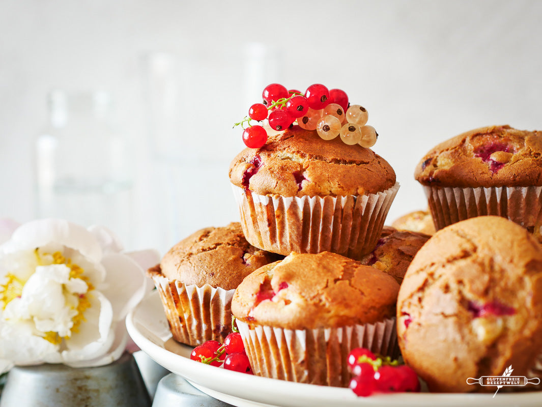 Glutenfreie Johannisbeermuffins, luftig und locker