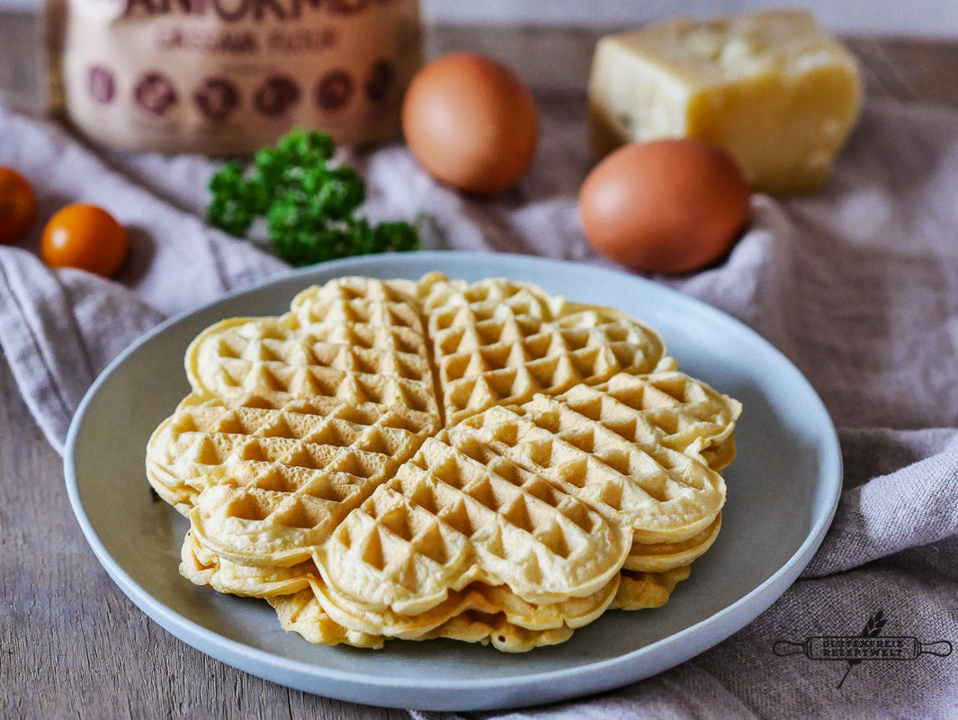 Schnelle low carb Parmesan-Waffeln