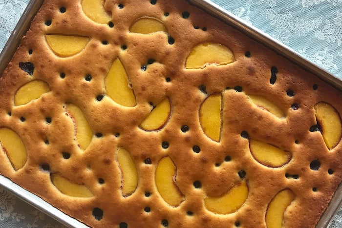 Glutenfreier Rührkuchen mit Obst
