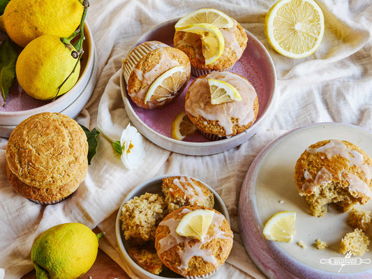 Glutenfreie Zitronenmuffins: weich & saftig